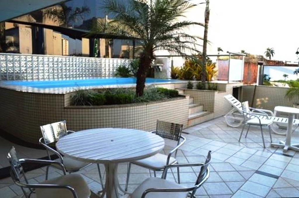 Hotel Monte Rey Montes Claros Exterior photo