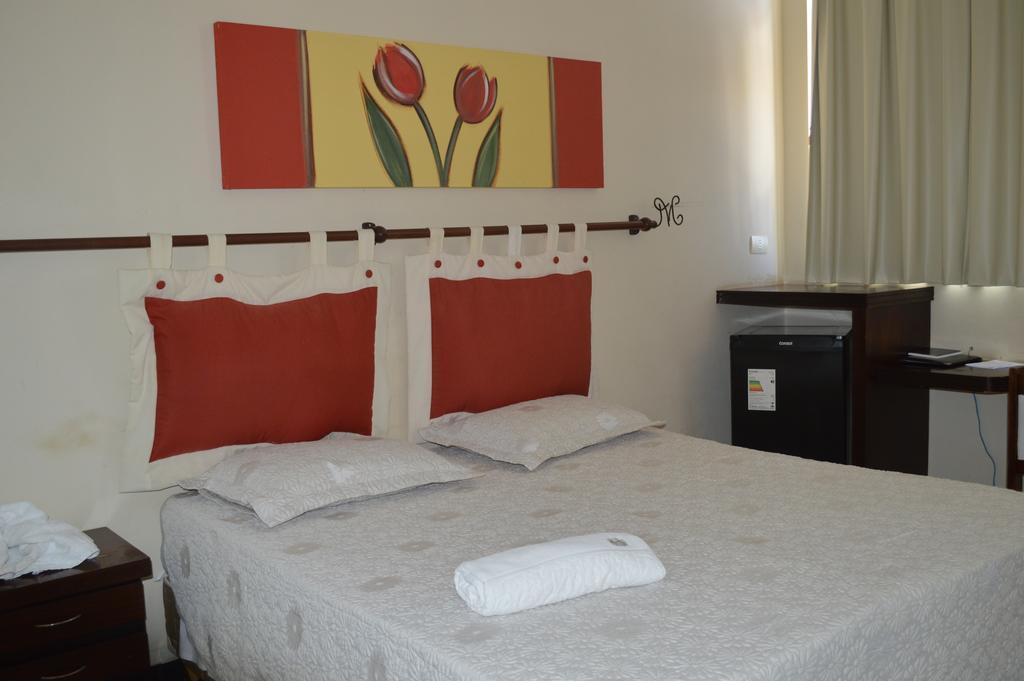 Hotel Monte Rey Montes Claros Room photo