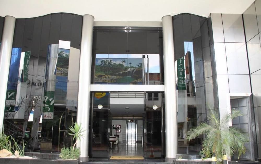 Hotel Monte Rey Montes Claros Exterior photo