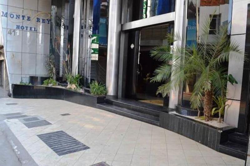 Hotel Monte Rey Montes Claros Exterior photo